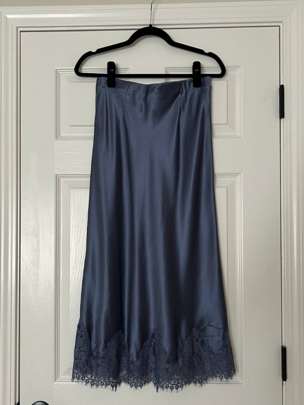Reformation Carolina Silk Skirt - Picture 2 of 5